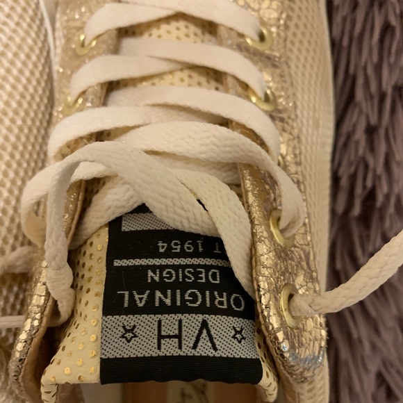 vh original design sneakers